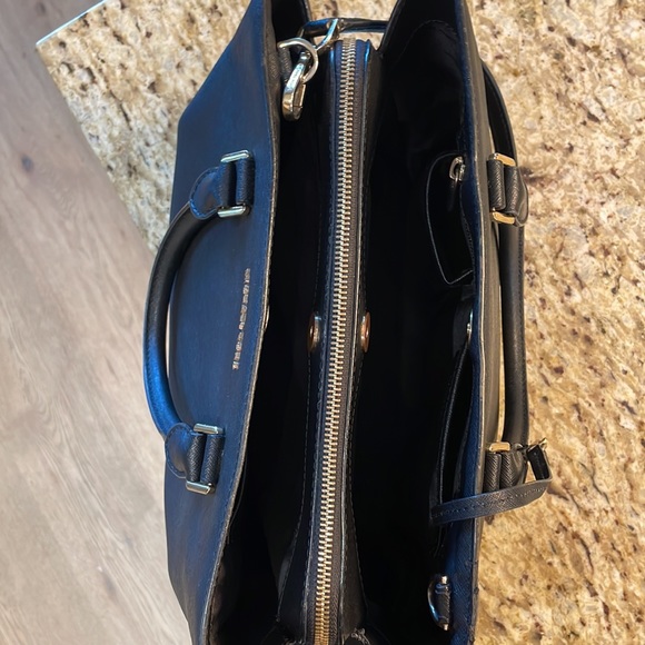 Michael Kors Bag - Picture 4 of 8